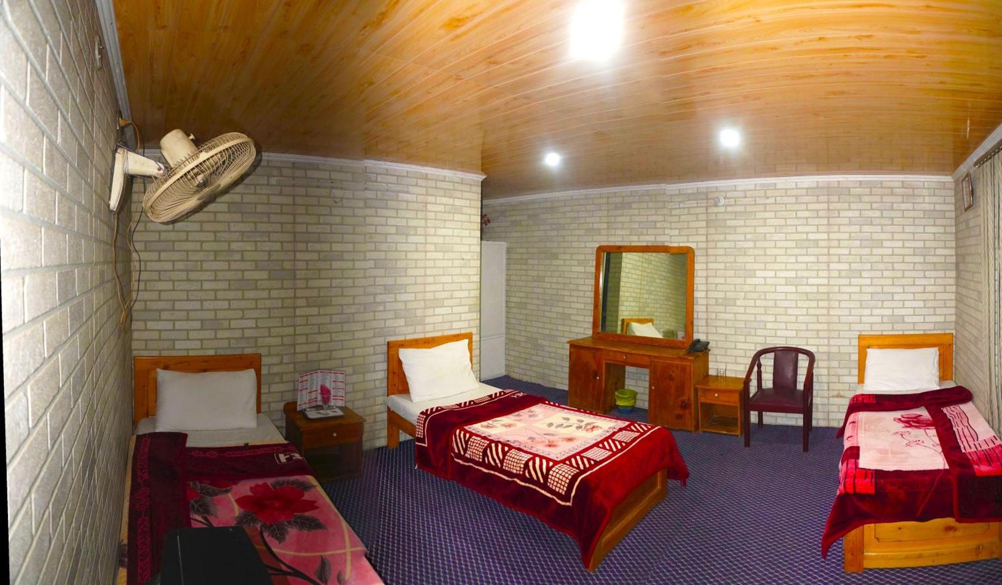 Hotel Dewanekhas Skardu Ngoại thất bức ảnh