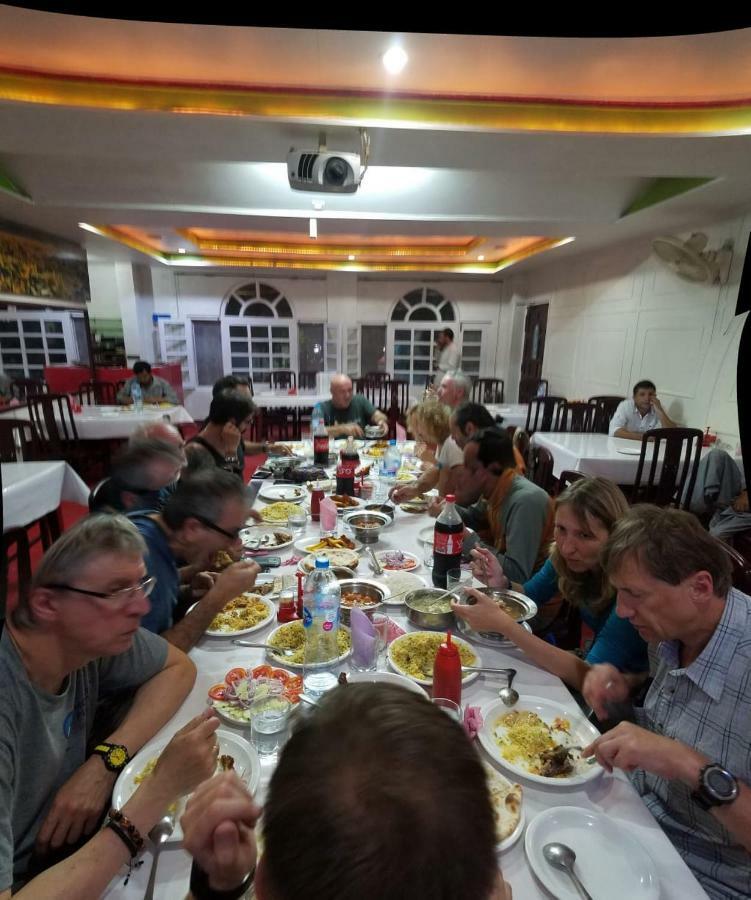 Hotel Dewanekhas Skardu Ngoại thất bức ảnh