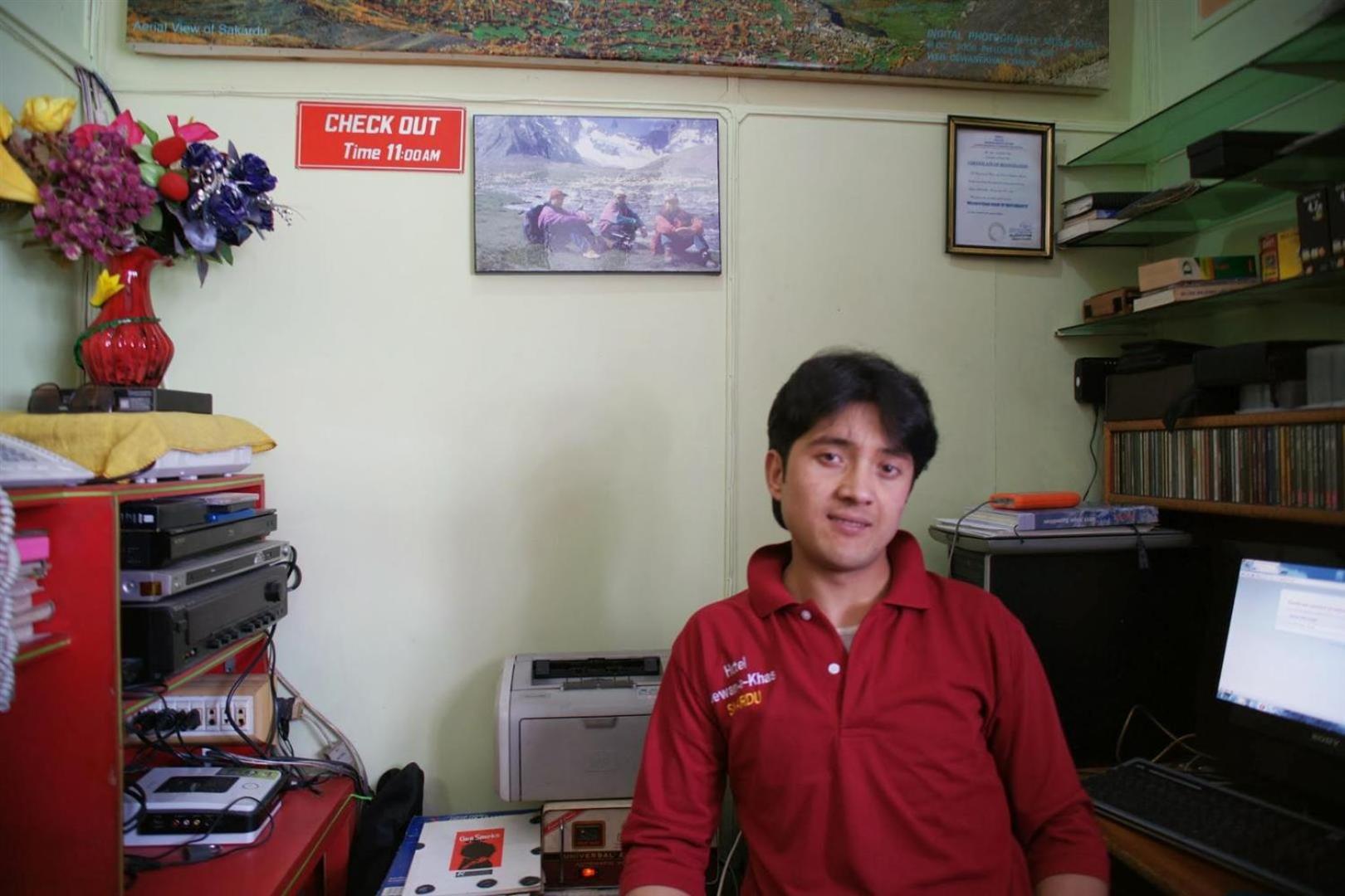 Hotel Dewanekhas Skardu Ngoại thất bức ảnh