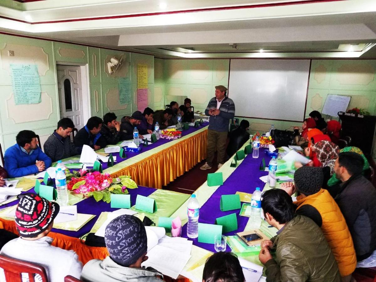 Hotel Dewanekhas Skardu Ngoại thất bức ảnh